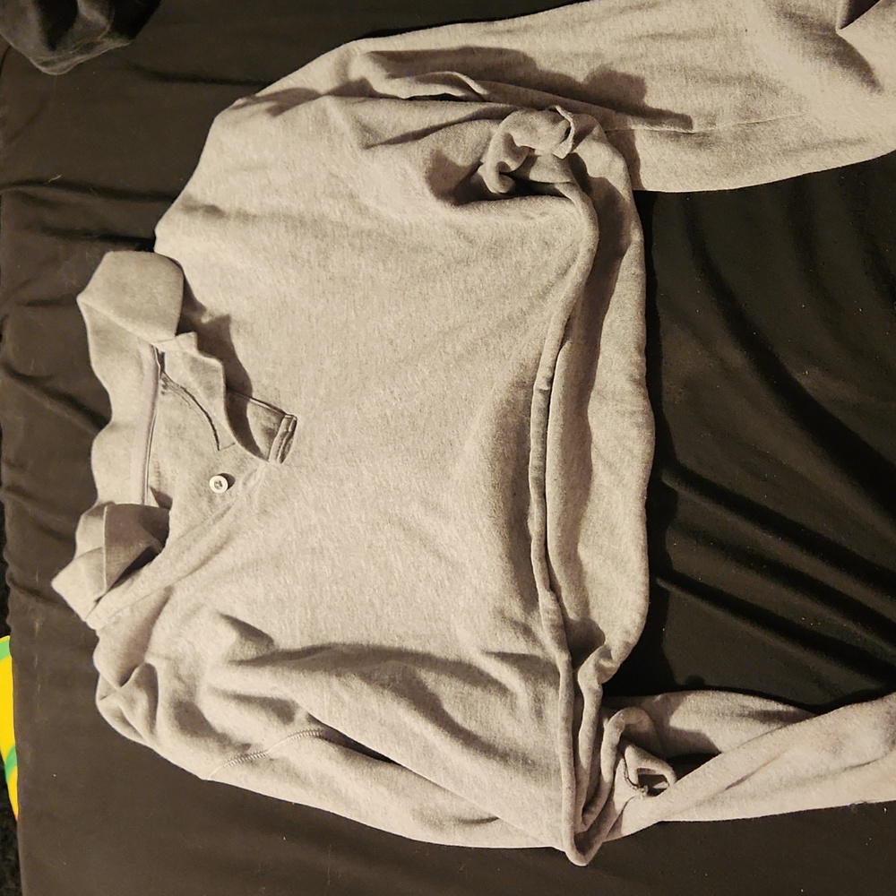 Cropped collared long sleeve shirt